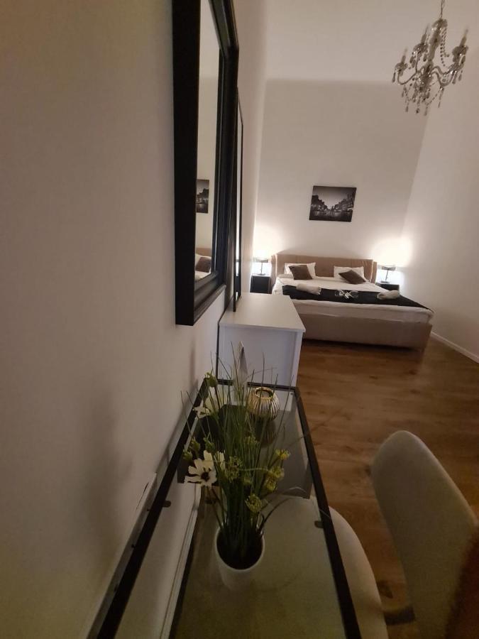 Akacfa Boutique Apartment Budapest Luaran gambar