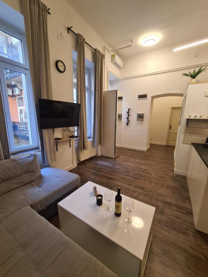 Akacfa Boutique Apartment Budapest Luaran gambar