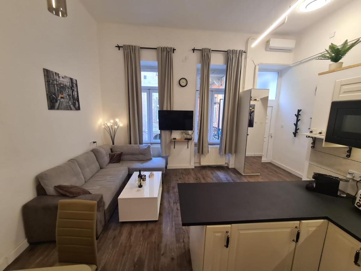 Akacfa Boutique Apartment Budapest Luaran gambar