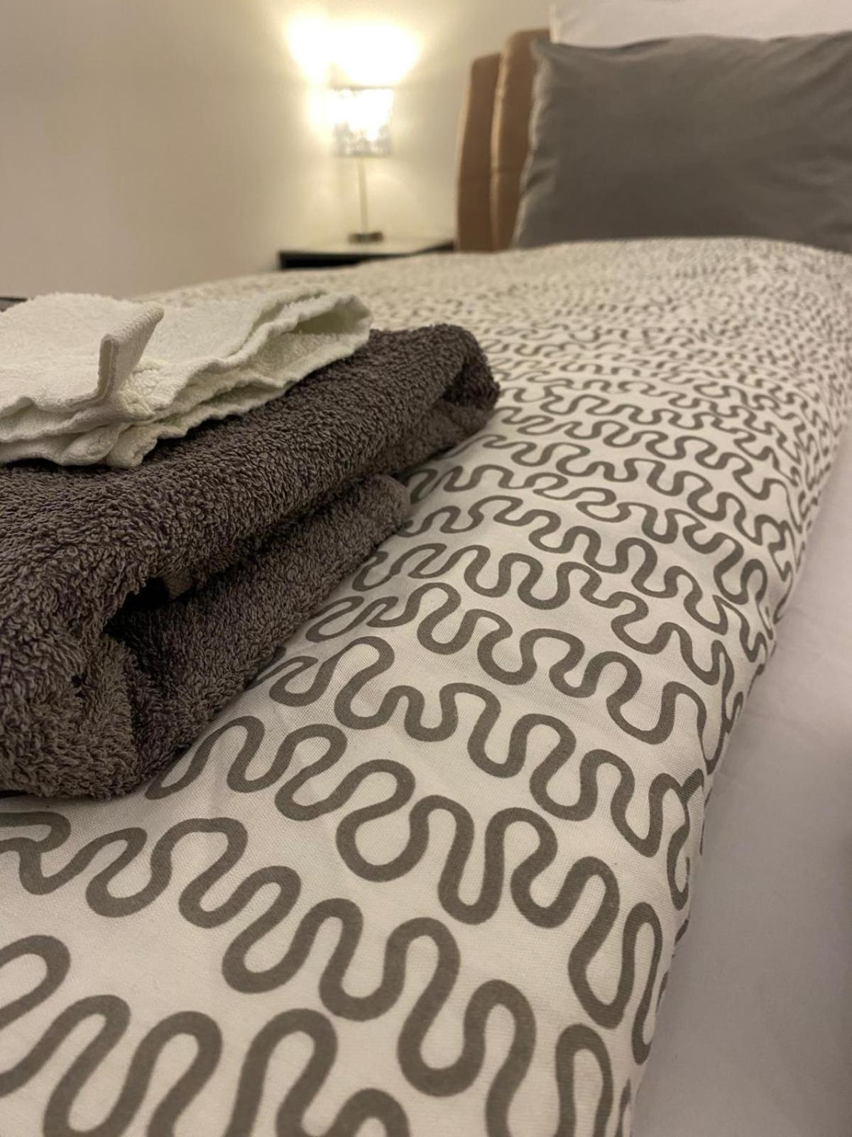 Akacfa Boutique Apartment Budapest Luaran gambar